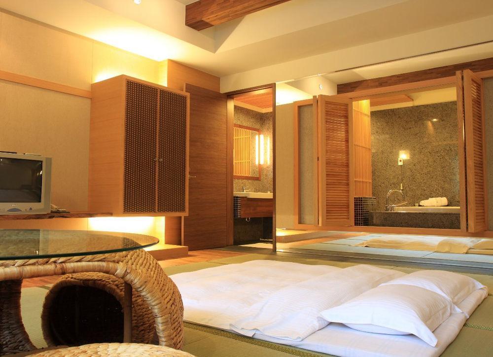 Spring Spa Hotel Wulai Exterior photo