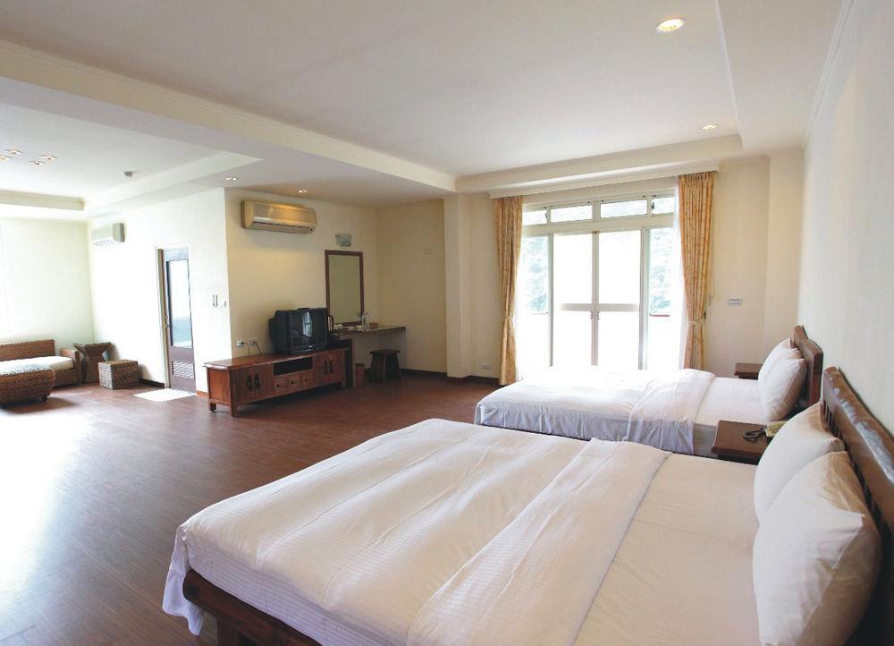 Spring Spa Hotel Wulai Exterior photo