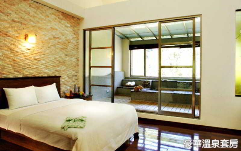 Spring Spa Hotel Wulai Exterior photo