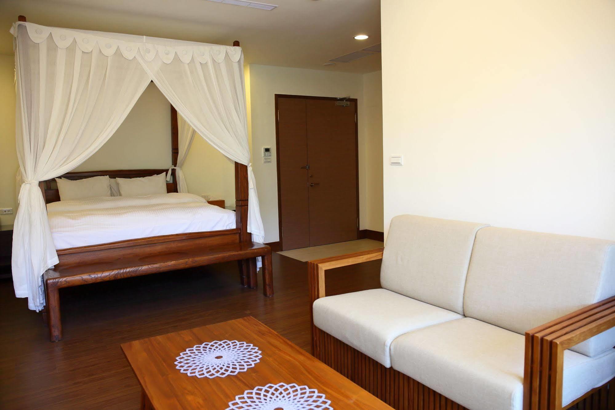 Spring Spa Hotel Wulai Exterior photo